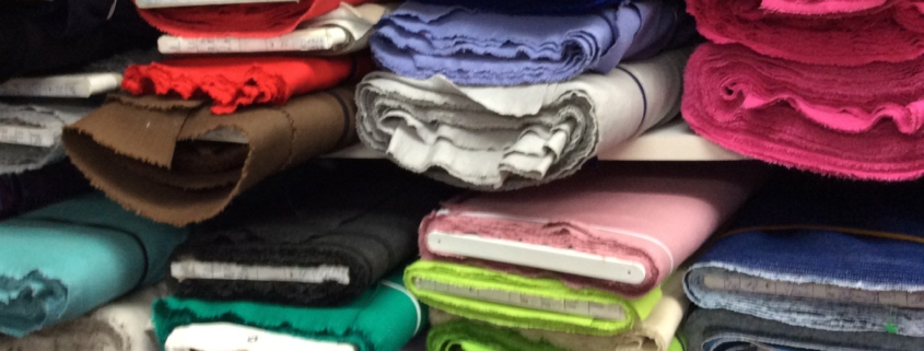 Romanit Jersey für Hosen und Kleider im Stoffladen "Cilly's Nähkästchen" in Senden.